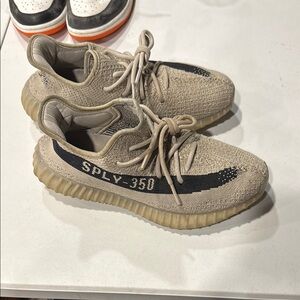 Yeezy Boost 350 V2 Tan Black Sneakers